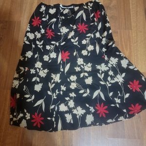 Kathie Lee skirt. 4 for 20